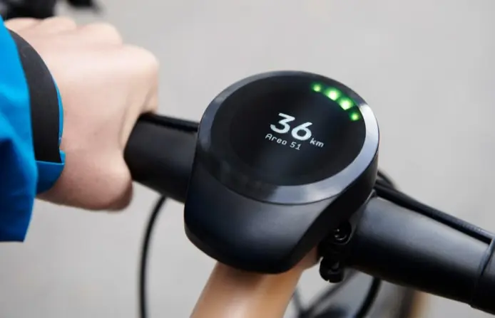 SmartHalo bike accessory and fitness tracker with GPS navigation, smart light, and anti-theft alarm